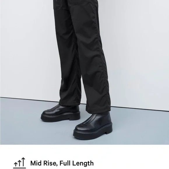 Lululemon women’s dance studio pant - Picture 10 of 10